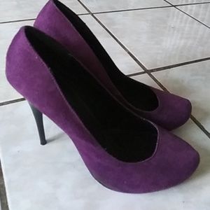 Purple heels 👠